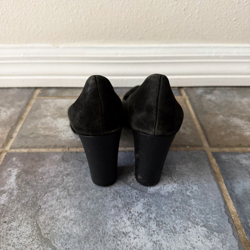 Tahari Ava Black Suede Pumps Womens 8.5 Block Heel Pointed Toe - Picture 4 of 8